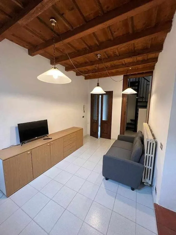 San Martino 1 Bilocale Con Scala A Chiocciola Apartment Pavia